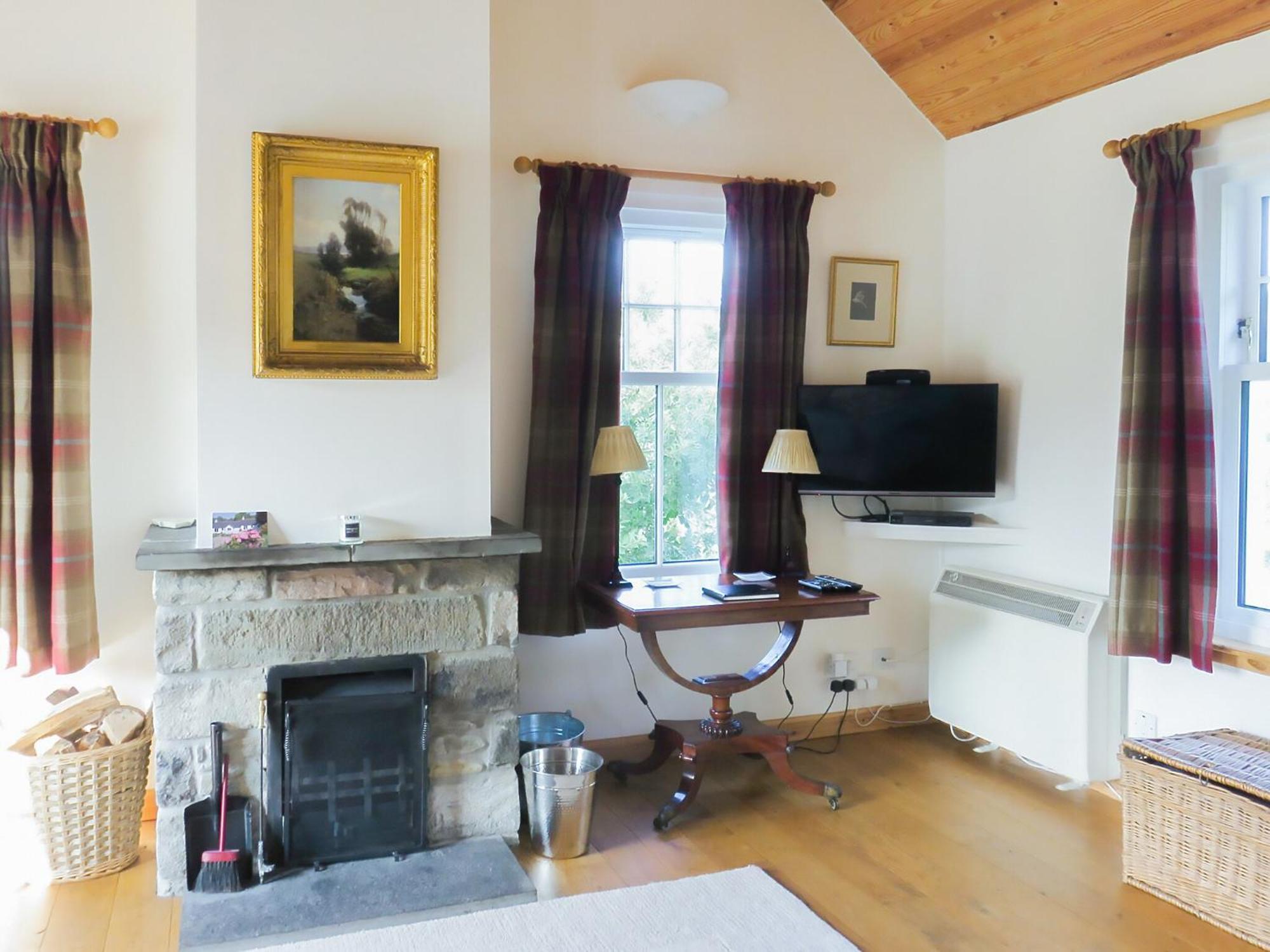 Tummel Cottage Foss Екстериор снимка