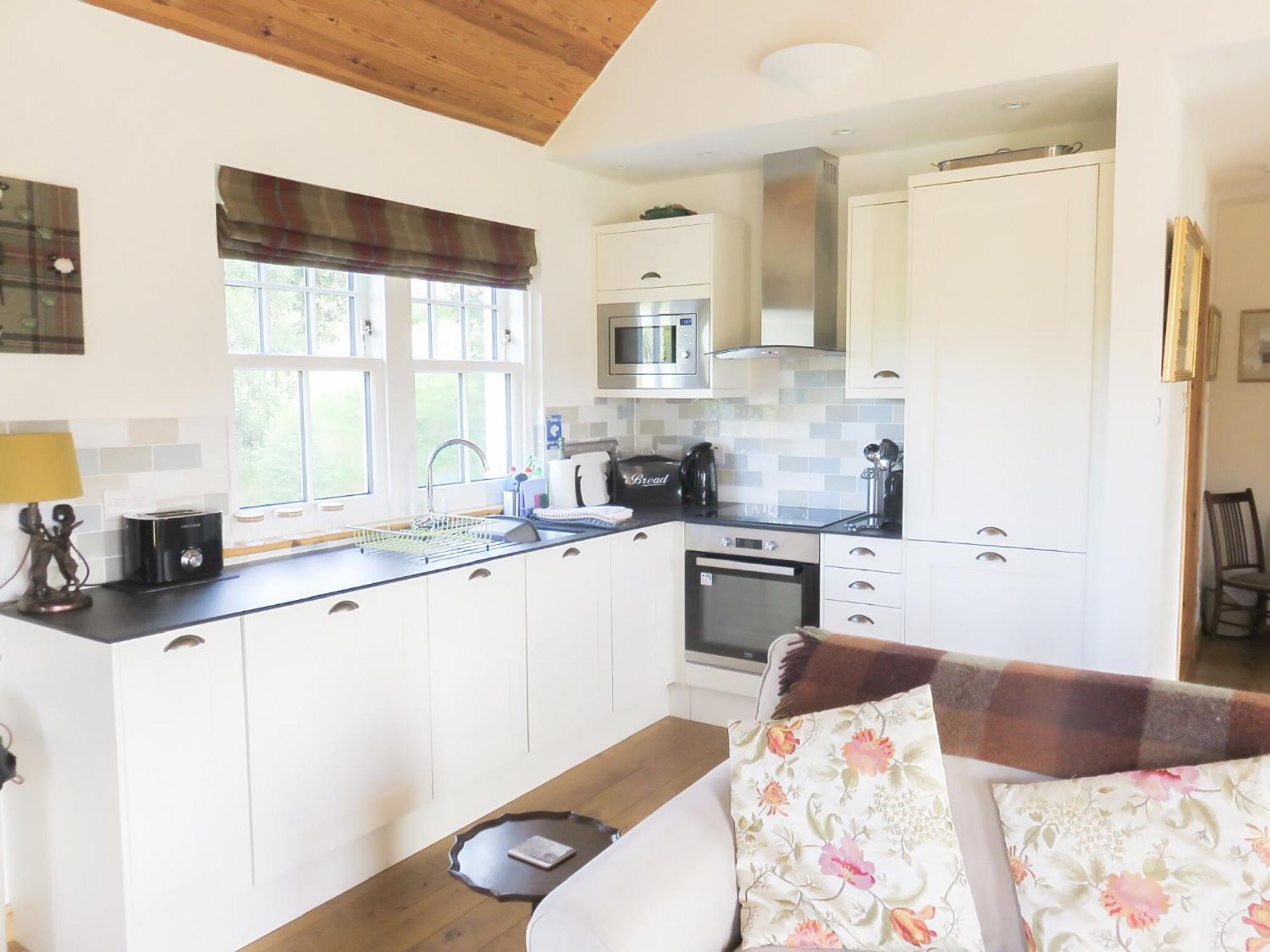 Tummel Cottage Foss Екстериор снимка