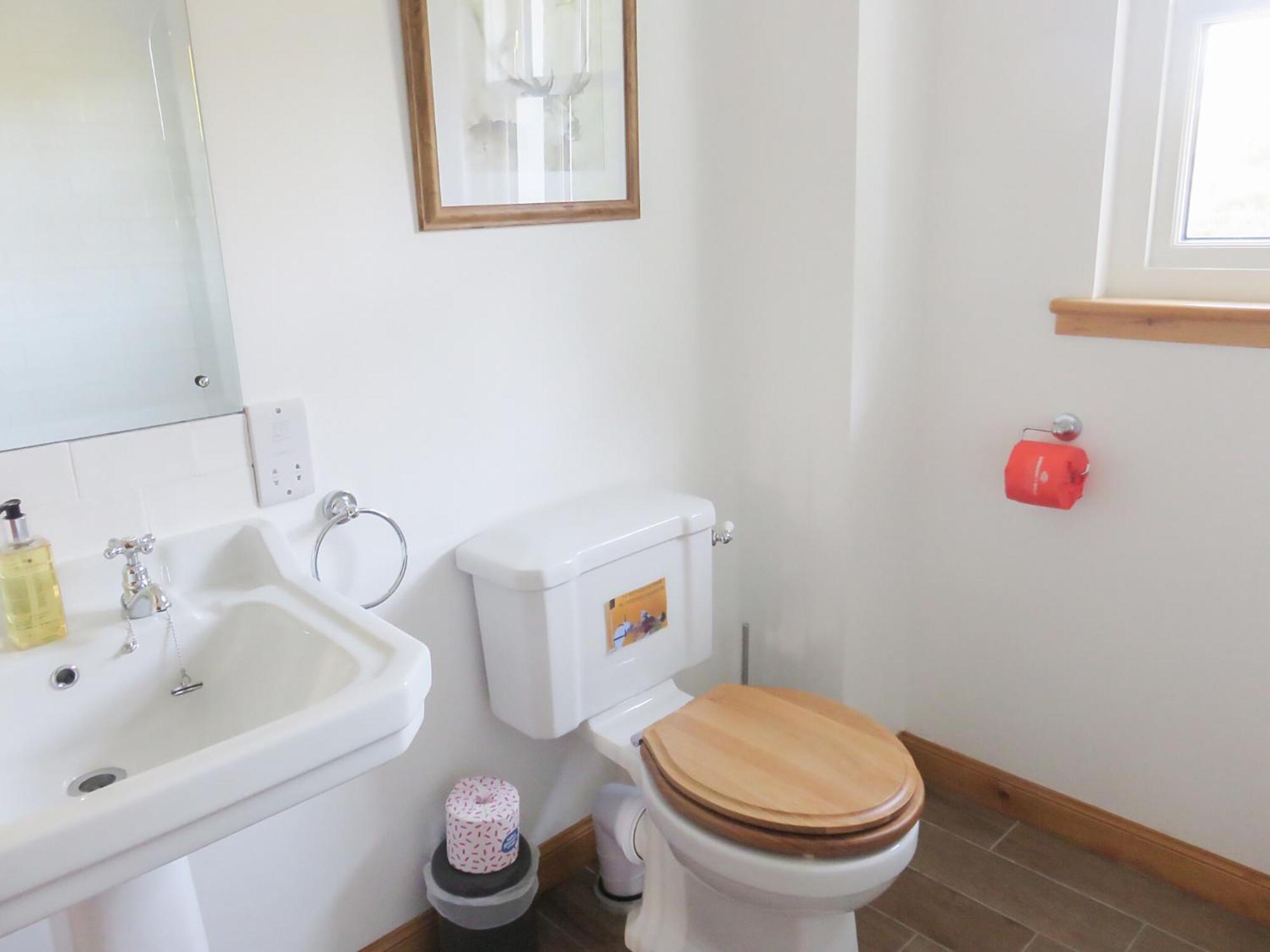 Tummel Cottage Foss Екстериор снимка