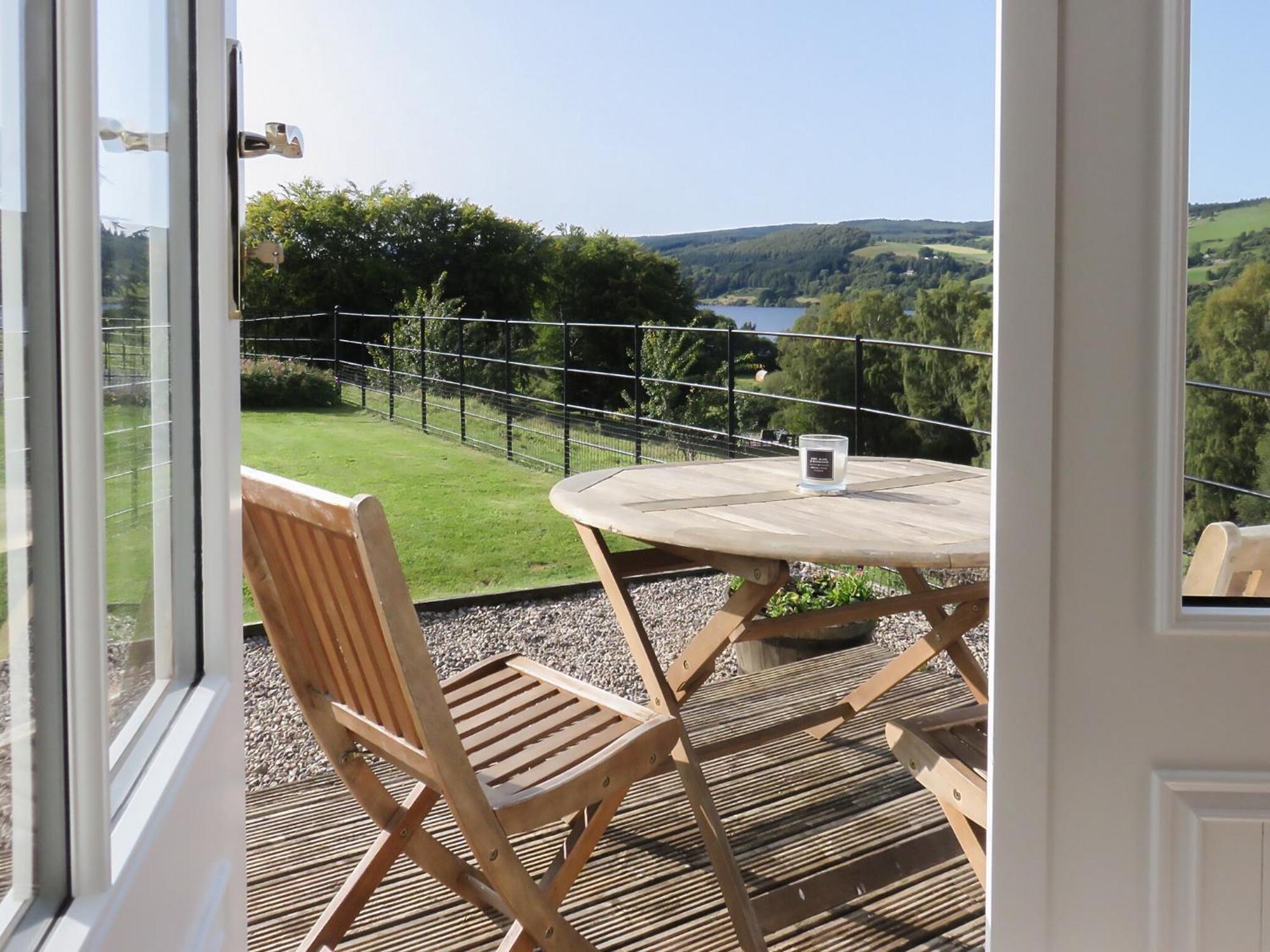 Tummel Cottage Foss Екстериор снимка