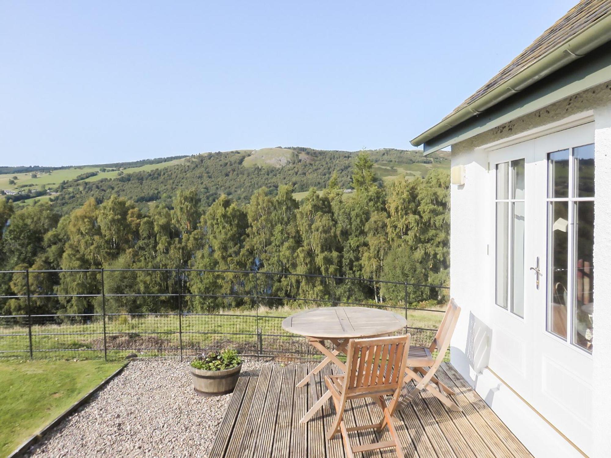 Tummel Cottage Foss Екстериор снимка